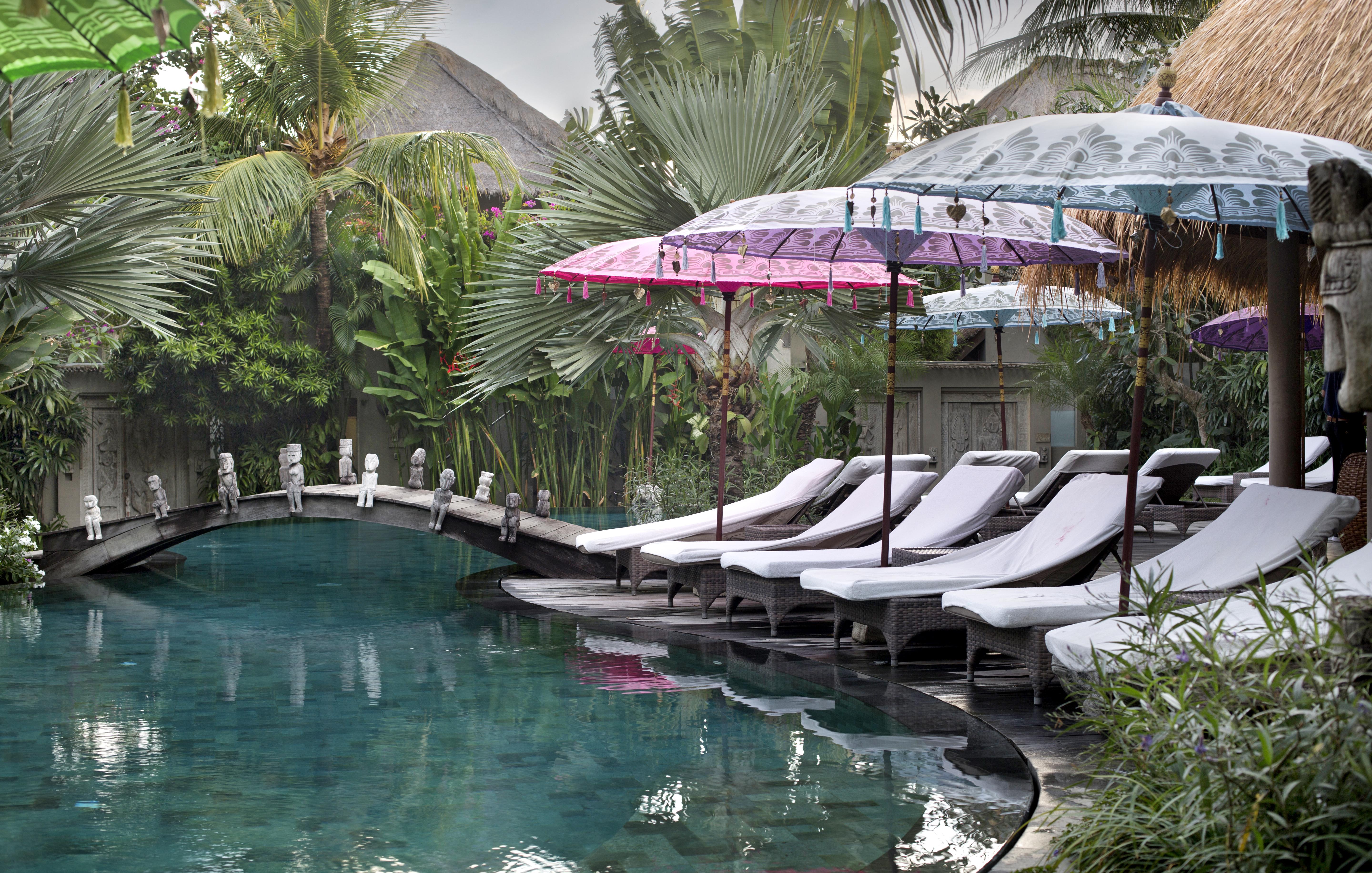 Blue Karma Dijiwa Seminyak Hotel Exterior photo